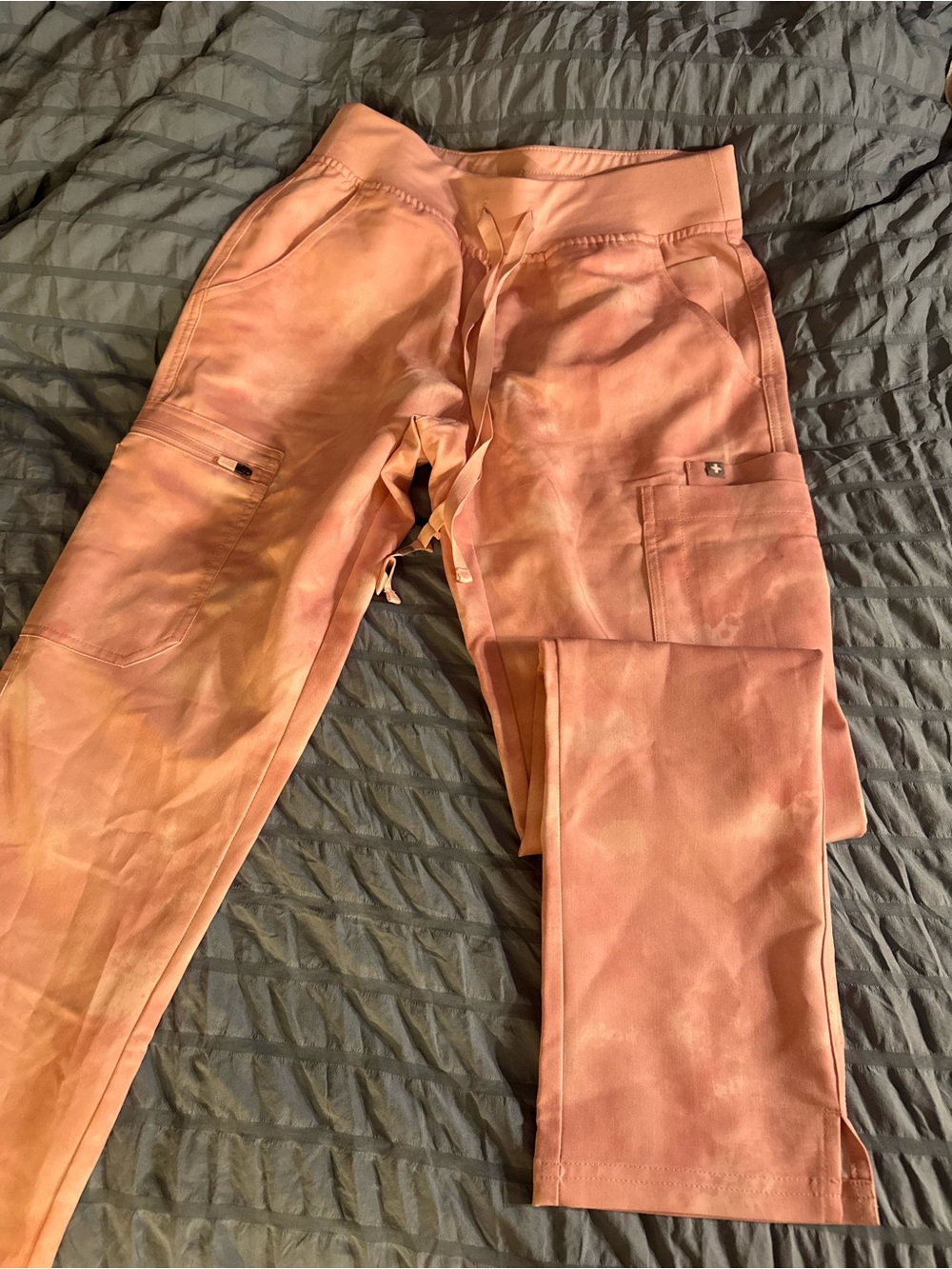 FIGS Yola pants marbled rose color